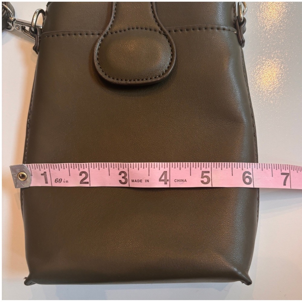 Olive Green Faux Leather Crossbody Phone Bag Small Minimalist Messenger Bag - Picture 5 of 8